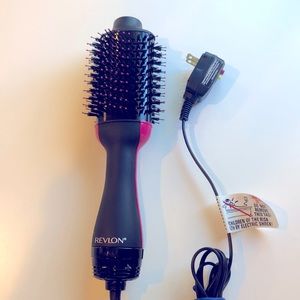 Revlon Salon One-step Hair Dryer and Volumizer Hot Air Brush